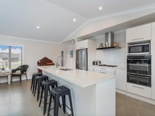 Tide and Tranquility - Whitianga Holiday Home - Whitianga - 2