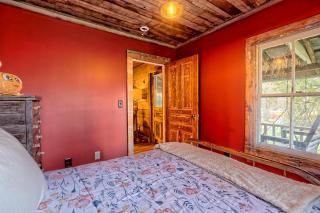 Historic Cabin with Porch and Firepit 5 Minutes from Bryson City - Bryson City - 5