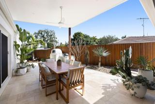 Coastal Home in Mooloolaba - Mooloolaba - 9