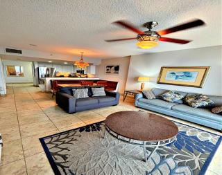 2 BR Resort Condo Direct Oceanfront Wyndham Ocean Walk - Daytona Funland 2226 - Daytona Beach - 6