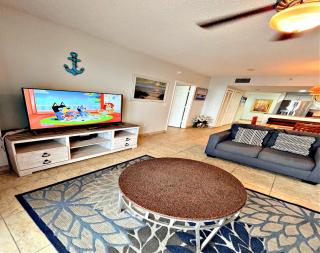 2 BR Resort Condo Direct Oceanfront Wyndham Ocean Walk - Daytona Funland 2226 - Daytona Beach - 4