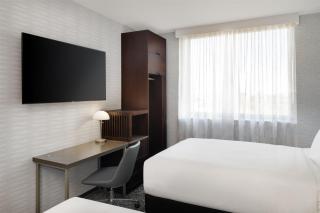 DoubleTree by Hilton Long Island City, NY - Long Island City - 4