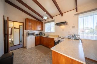 Cosy Crib - Te Anau Holiday Home - 1