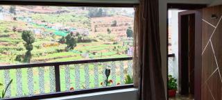 Sunset Valley Holiday Inn - Ooty - 5