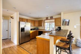 Woodland Hideaway, Dog-Friendly, Hot Tub - Rhododendron - 8