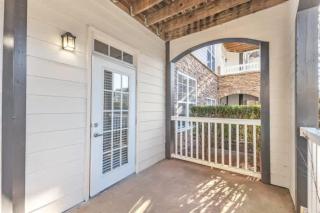 Upscale King 1BR Suite Mins to Downtown Raleigh - Cary - 3