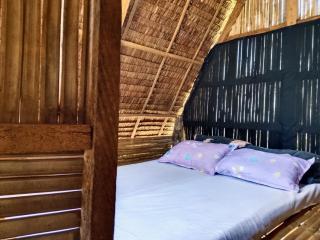 Mads Hayahay Beach Resort - 9