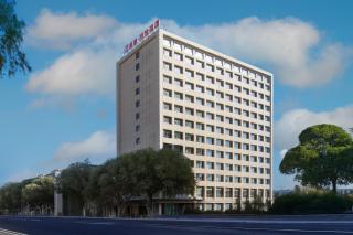 Mehood Lestie, Kashgar Donghu Lake - 8