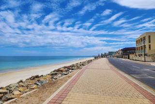 Somerton Sands Coastal Living by Glenelg South - Somerton Park - 7
