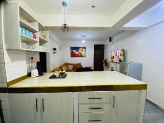 Henrys apart - Meru - 7