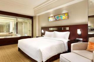 Ramada Plaza by Wyndham Lianyungang - 1