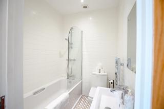 Great Value for Long Stays, Modern 1 Bed Flat - Brighton & Hove - 6