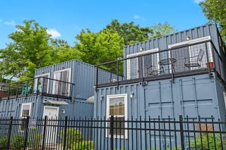 2-Storey Shipping Container Retreat - Louisville - 6