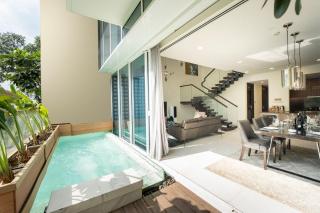 Royal Center Suites - 9