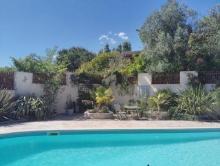 La Fontaine du Pas, dans Villa, 2 chambres Piscine 11x5 - 8