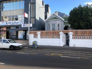 336 Victoria backpackers - - 9