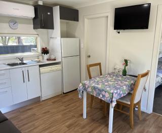 The shack and Love shack - Yarrawonga - 8