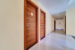 Super Townhouse Ernakulam North - Kochi - 1
