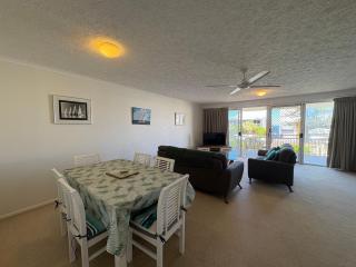 Kokomo Unit 4 - Caloundra - 4