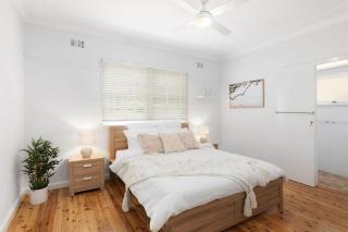 Barnhill Beach House - by Coast Hosting - Terrigal - 3