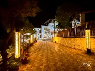 Winterline Gold Resort - Lansdowne - 9