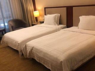 Borrman Hotel Dongguan Changping Avenue - 2