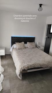 Chambre spacieuse - Clonas-sur-Varèze - 1