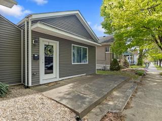 7Mi Louisville Pet-Friendly Home - New Albany - 5
