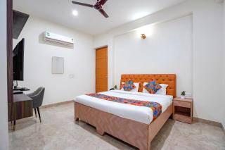 Divine Hotels & Banquets - 8