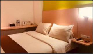 Front One Hotel Jayapura - Jayapura - 2