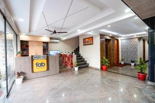 FabHotel Divine & Banquet - Noida - 9