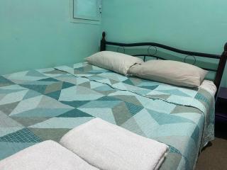 Budget Private Room with Attached Bathroom - No Parking Space - Abu Dabi - 1