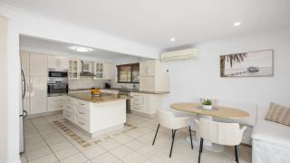 Island Poolside Getaway - Waterfront On St Huberts - Daleys Point - 8