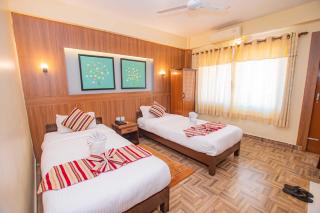 Hotel Crystal Palace - Pokhara - 3