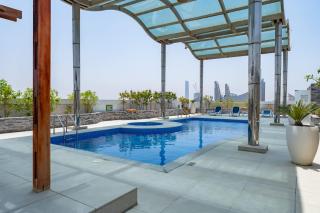 StayShort - Spacious & Serene 2 Bedroom in Dubai Marina for 4 - 9