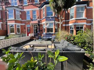 Monico Guest House - Scarborough - 4