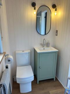 Kilden Hut - Perranwell Station - Perranwell - 2