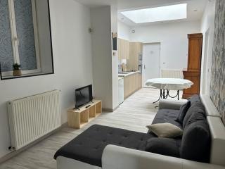 Appartement rénové, RDC, proche commodités - Armentières - 0