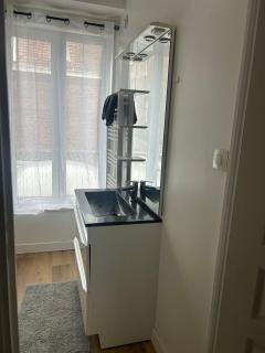 Appartement en duplex, 1e étage, proche commodités - Armentières - 2