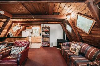 Snowline Cabin 54 - Hot Tub - Pets Ok - Glacier - 8