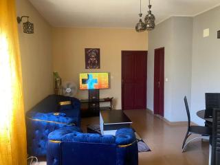 studio meublé moderne Santa Barbara - Douala - 0