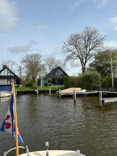 Vakantiehuis aan het water - 1