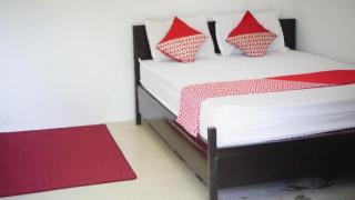 OYO 93784 Kost Bu Eli Syariah - 0