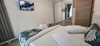 Azizi BeachFront & Spa Resort Piscina Sauna Gym Spa Jacuzzi - Mamaia Nord – Năvodari - 3
