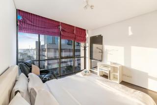 FAM Living - Modern 1BR Apartment Near Al Sufouh Beach - 1