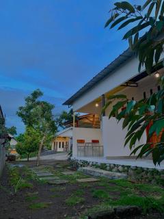 Iza home stay - Senaru - 9