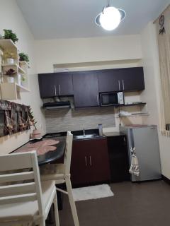 Studio Condo Unit Stamford Executive Residences near Mckinely and BGC - Manila - 4