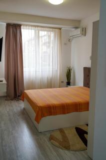 Skyline Apart 3 Militari Residence - Roşu - 9