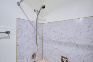 Snowline Lodge Condo 94 - Free Wi-Fi - Fireplace - Glacier - 2