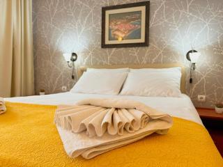 Central Hotel & Restaurant - 2